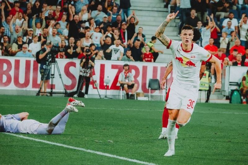 تلاش دوباره منچستریونایتد برای جذب مهاجم لایپزیگ پس از ناکامی در تابستان گذشته