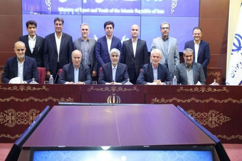 وزیر ورزش و جوانان: برای نگارش آیین نامه فیرپلی مالی به فدراسیون مجوز دادیم/ سیاست اصلی حمایت از فوتبال است