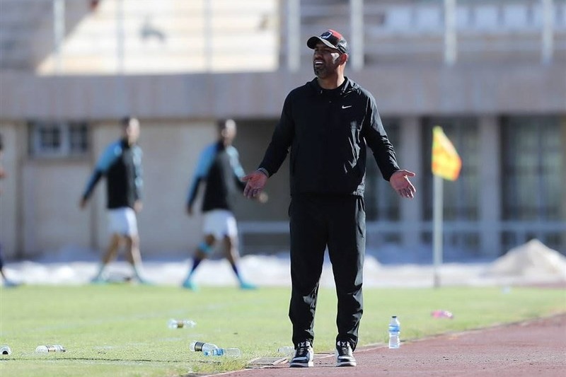 سیاوش اکبرپور از سرمربیگری استقلال ملاثانی استعفا کرد