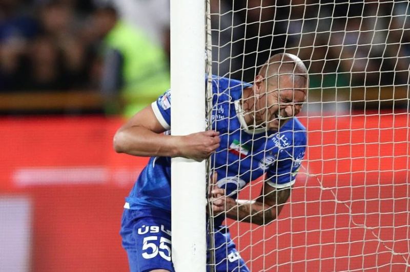 رافائل سیلوا و پنجاهمین بازی برای استقلال