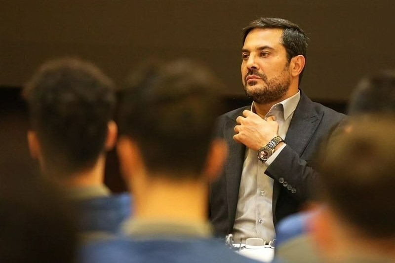 نکیسا: ربیعی فصل آینده هم سرمربی ذوبآهن خواهد بود