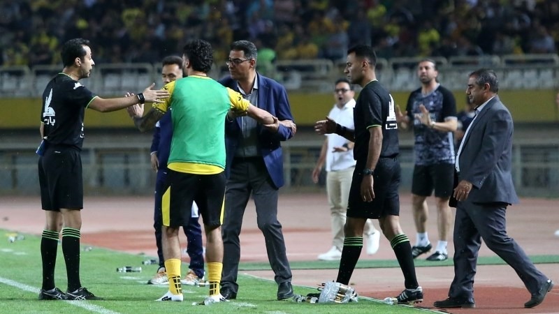 کمیته انضباطی به حواشی دیدار سپاهان - گلگهر واکنش نشان میدهد؟