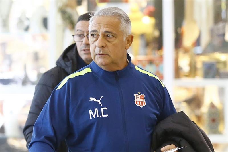 استادِ اوسمار در نزدیکی نیمکت پرسپولیس؟