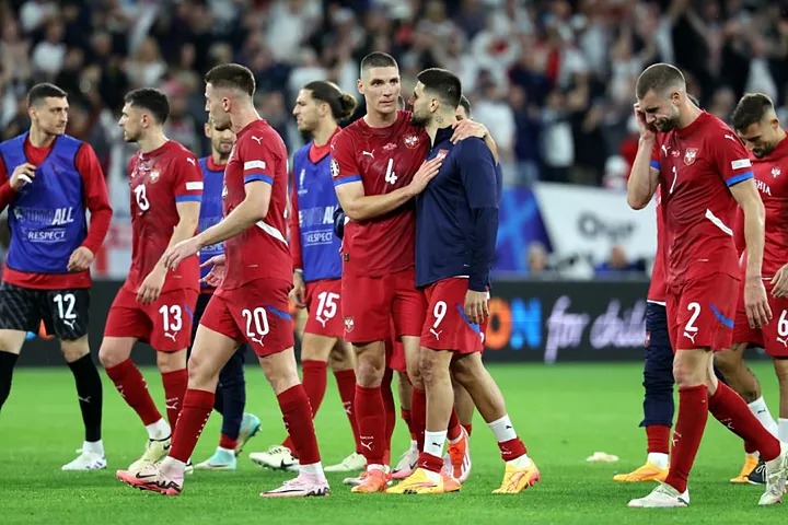 تهدید عجیب صربستان: از یورو انصراف می‌دهیم!