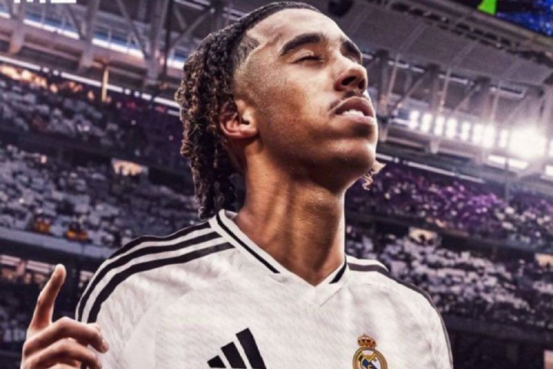 لنی یورو در آستانه رسیدن به آرزوی فوتبالی خود