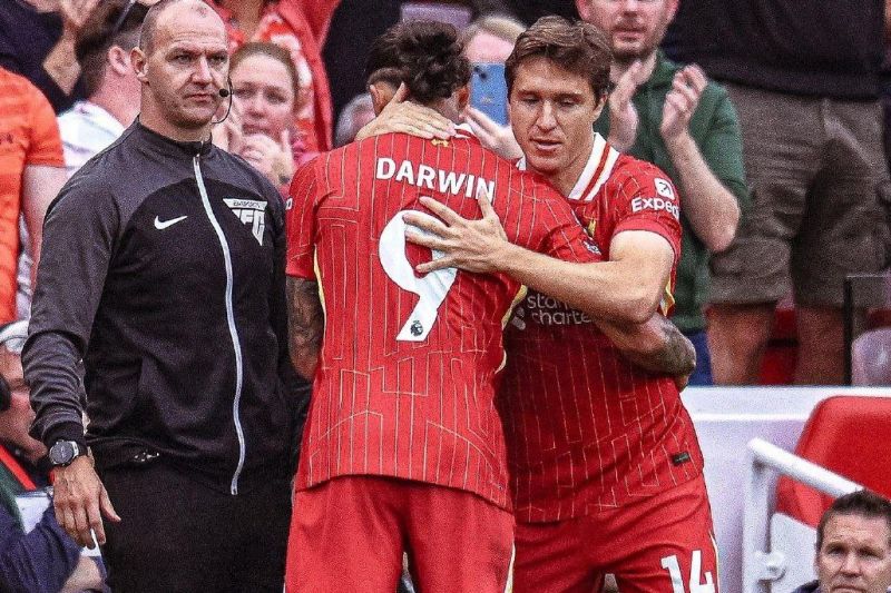 عکس؛ کیهزا و انجام اولین بازی در لیگ برتر انگلیس