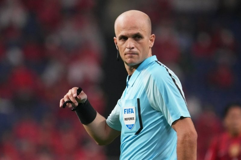 مخادمه و باز هم قضاوت برای استقلال؛ آبیها با این داور نمیبازند