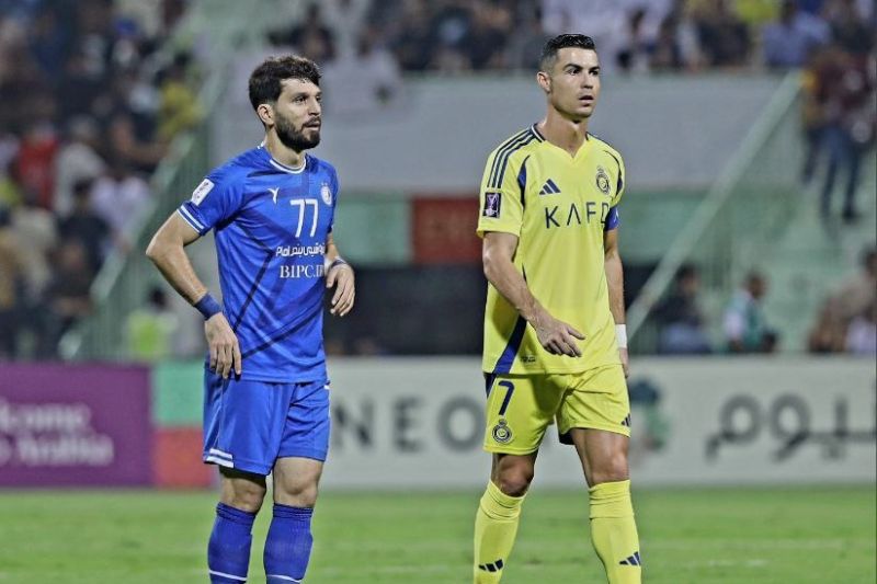 خوش و بش جلال با همتیمیهای سابق (عکس)