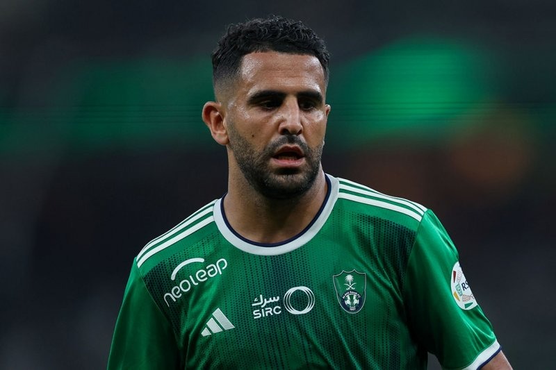 ریاض محرز، آمادهترین بازیکن الاهلی برای بازی با استقلال