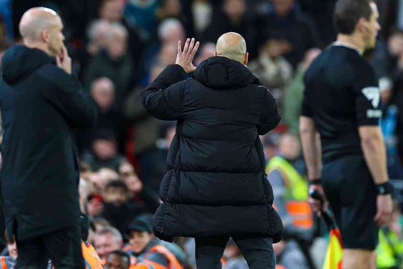 کریخوانی هواداران لیورپول برای گواردیولا