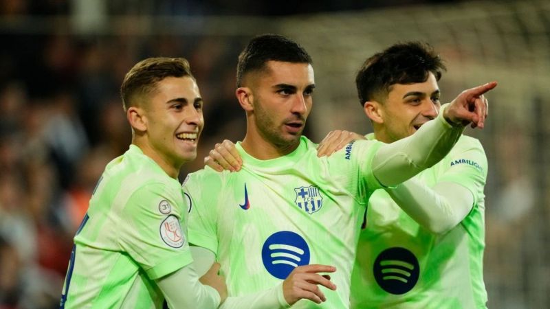 بارسلونا و صعود به نیمه نهایی با هتتریک ستاره اسپانیایی