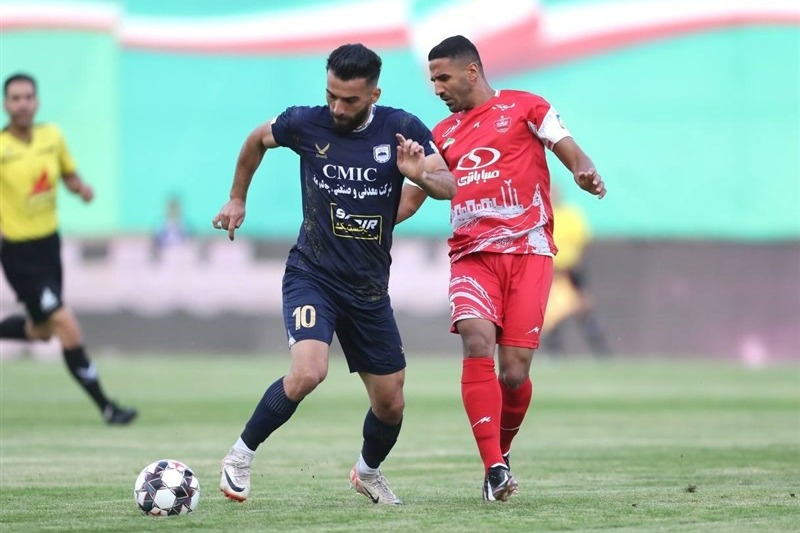 چادرملو _ پرسپولیس با 11800 تماشاگر