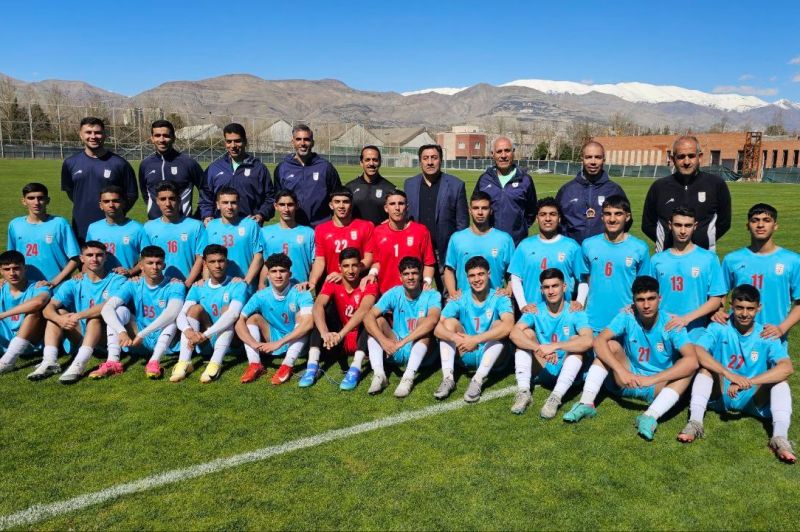 چمنیان خطاب به ملی‌پوشان نوجوان: مانند یک سرباز گوش به فرمان، برای ایران بجنگید