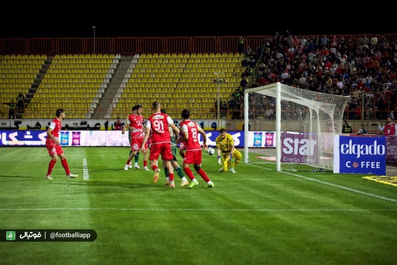 " خط دفاعی" پرسپولیسِ کارتال؛ دیوار مهربانی مهاجمان!