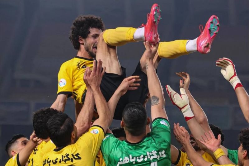 هنانوف خوب بازی کرد؛ برایش جشن گرفتند!