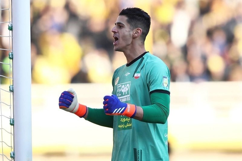 ادامه تمرینات عجیب و غریب نیازمند (عکس)