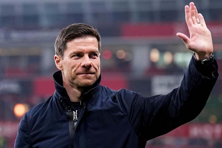 زمان ایده آل بازگشت آلونسو به رئال مادرید در نگاه سران این تیم