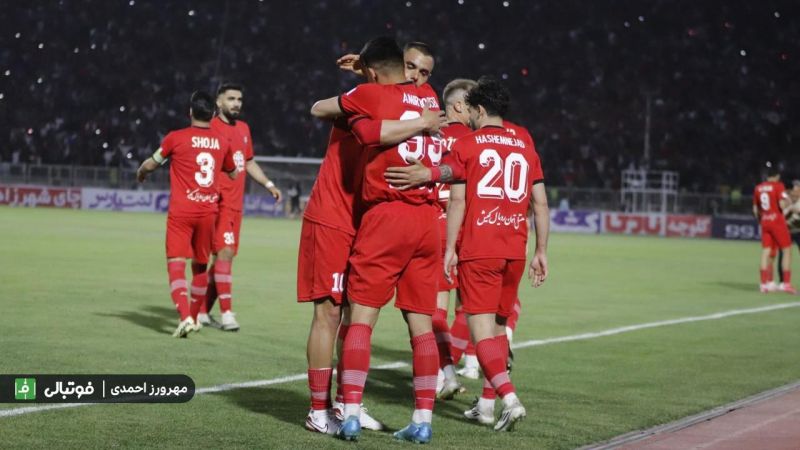 معادلات بالای جدول؛ شاید تراکتور هفته بعد قهرمان شود!