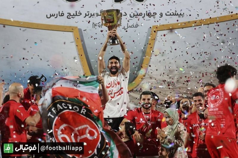 جای خواب جدید بیرانوند با جام قهرمانی! (عکس)