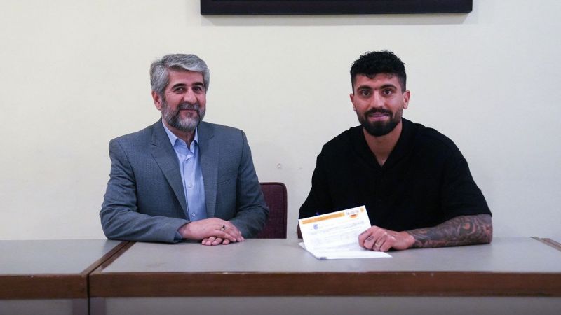 دانشگر چطور با سپاهان تمدید کرد؟ (ویدیو)