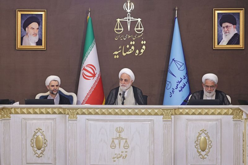 محسنی‌اژه‌ای: رئیس‌جمهور آمریکا دم از صلح می‌زد اما همچنان جنگ افروز است