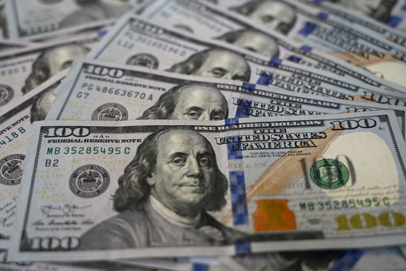سقوط ارزش جهانی دلار در پی حمله موشکی سپاه