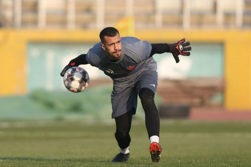 پیشنهاد 2 تیم لیگ برتری به دروازه‌بان پرسپولیس