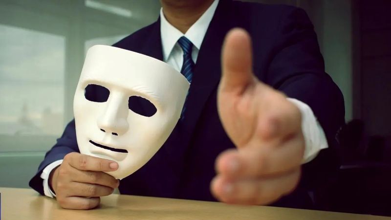 ادعای یک خبرگزاری/ کلاهبرداری پیشکسوت مطرح از چند فوتبالیست
