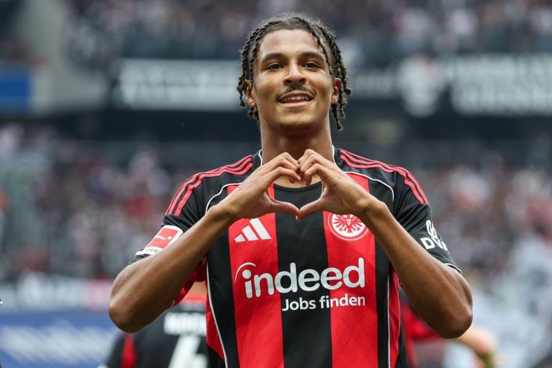 ستاره فرانکفورت پیشنهاد الاتحاد عربستان را رد کرد
