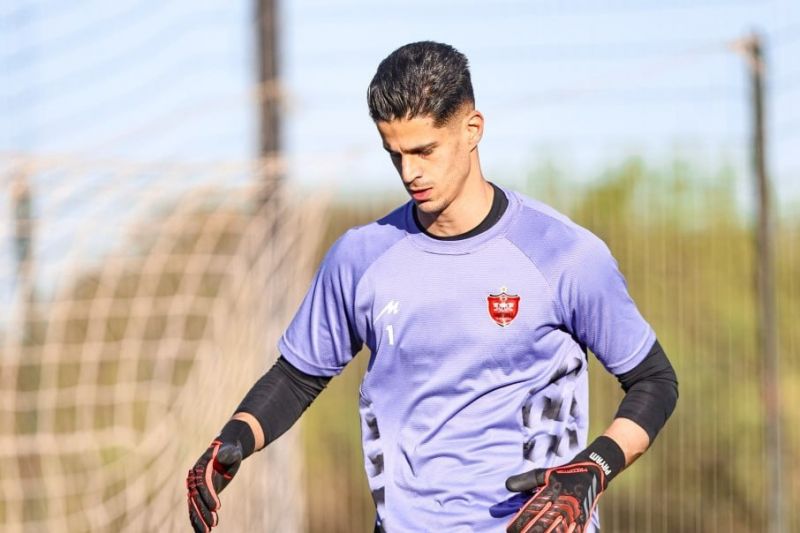 نیازمند به دنبال اولین کلین‌شیت خانگی با پرسپولیس!