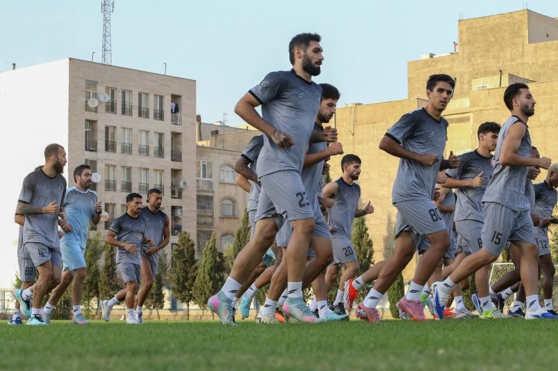 انتقاد پیشکسوت استقلال از ساپینتو!