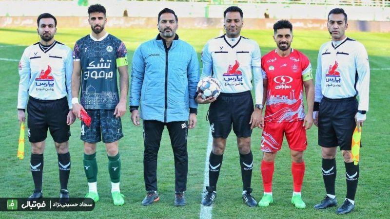 وقتی ابرقویی اخراج نشد و گل سالم آفساید شد؛ بازهم تو آقای زمانی؟