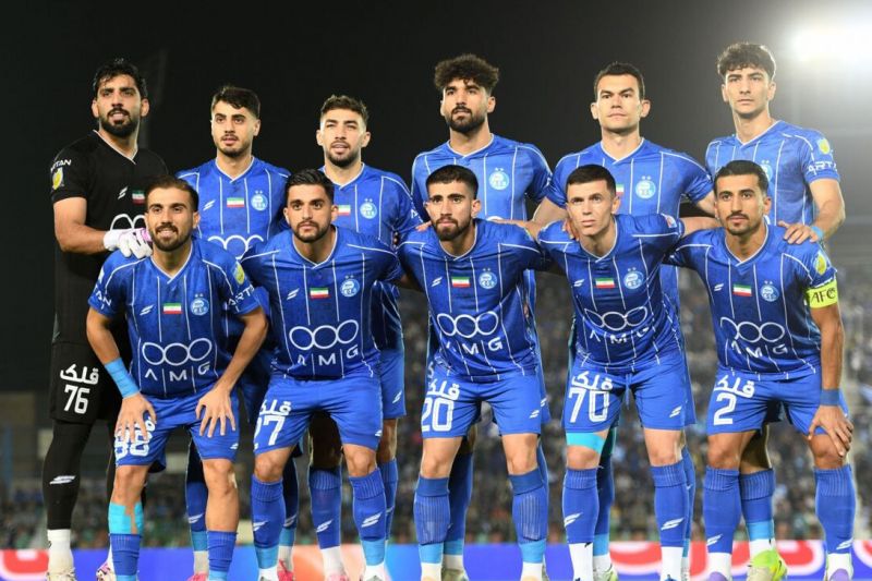 پوستر استقلال برای بازی مقابل آلومینیوم به یاد ستاره و مدیر سابق