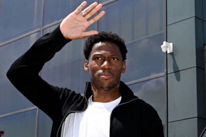 تاتنهام به دنبال جاناتان دیوید؛ رقابت با بایرن مونیخ برای مهاجم ناکام یوونتوس