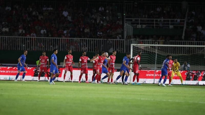 دربی پایتخت در اراک؟ هم موافق دارد، هم مخالف!