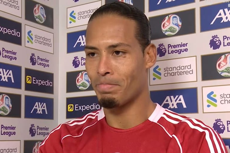 فن دایک و مضحک خواندن برخی انتقادات نسبت به لیورپول