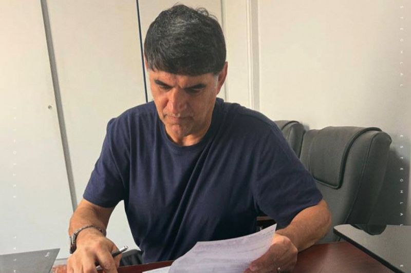 غلامپور به استقلال برگشت