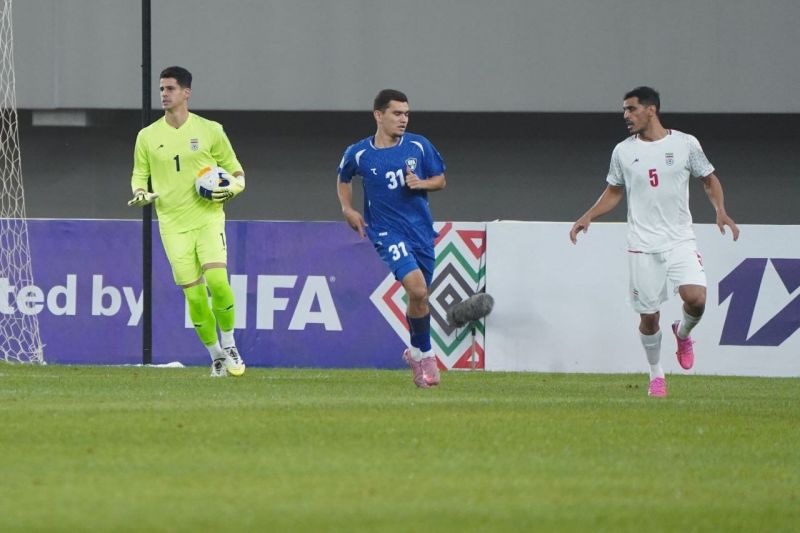 کنایه نیازمند؛ بازیکنان ازبکستان را بیشتر از خانواده‌مان دیده‌ایم!