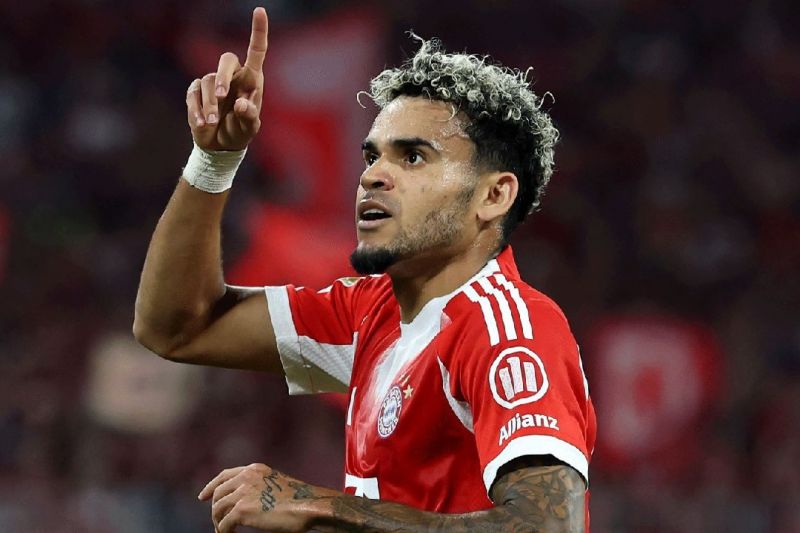 دفاع اسطوره بایرن مونیخ از ستاره کلمبیایی باواریایی‌ها