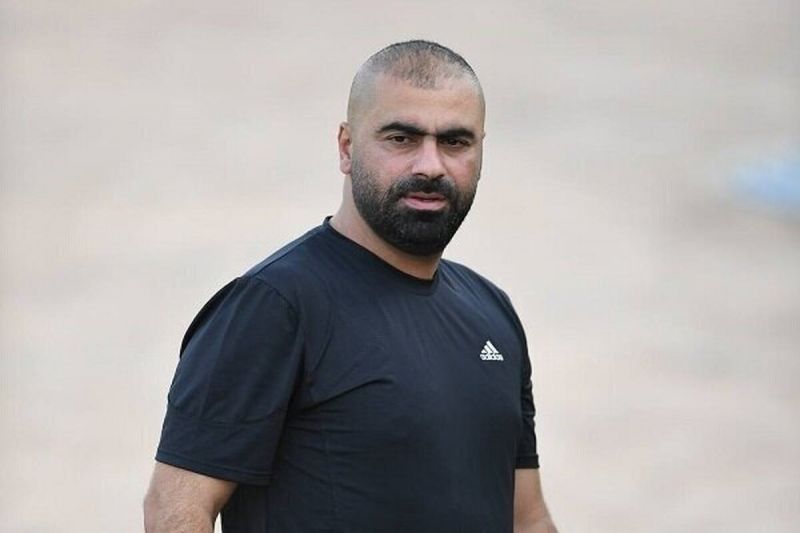 زارع: برخی تیمها بازی را از جریان میاندازد