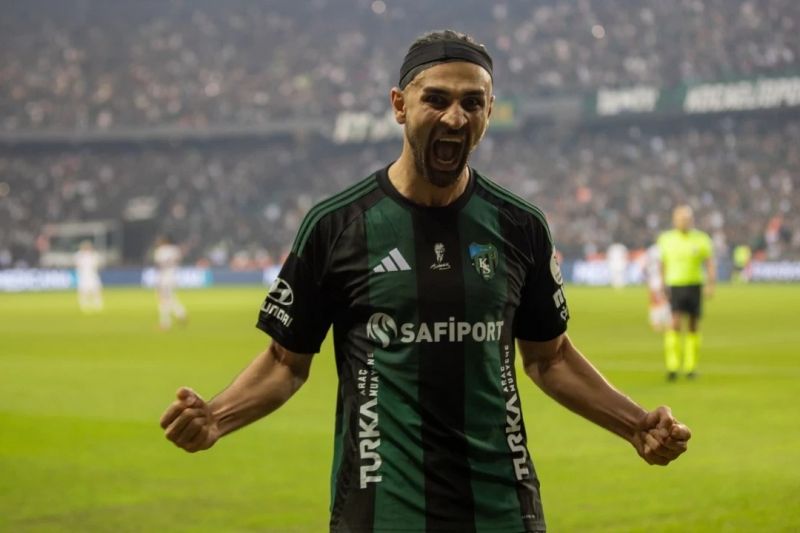 نقش مهاجم سابق پرسپولیس در یک پیروزی بزرگ؛ سردار گالا را تسلیم کرد