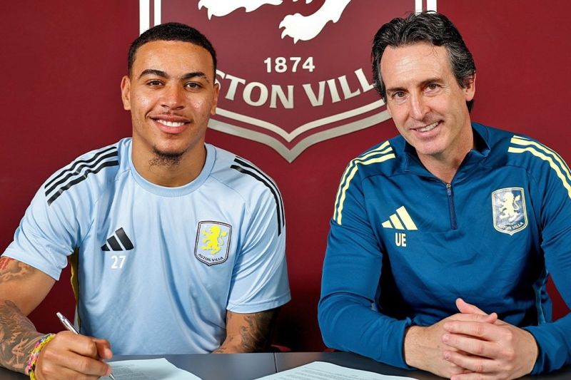 رسمی/ قرارداد ستاره استون ویلا با این تیم تمدید شد