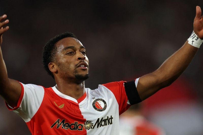 دورتموند به دنبال جذب برادر دوقلوی ستاره آرسنال