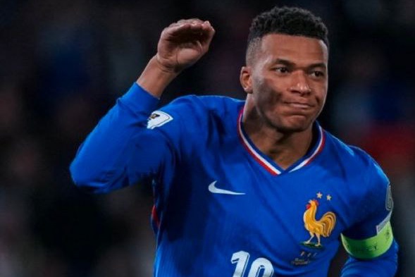 فرانسه ۴ اوکراین ۰؛ شبی کامل برای امباپه و خروس‌های بی‌رحم