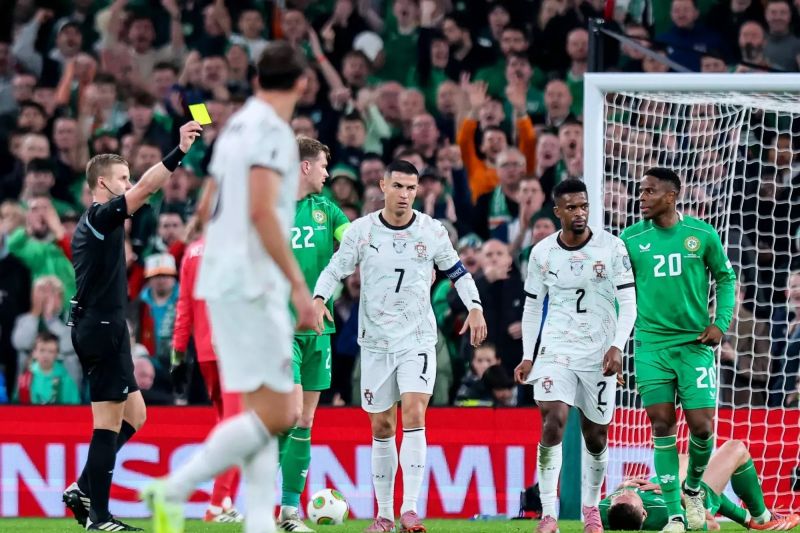 بالا گرفتن انتقادها از رونالدو به خاطر رفتاری که مقابل ایرلند داشت