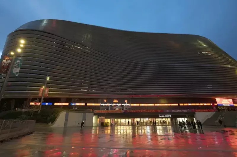 چرا اسم ورزشگاه رئال مادرید عوض شد؟