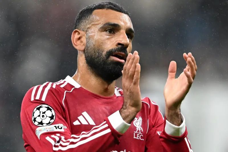 نیمکتنشین کردن صلاح، تنها راه موفقیت لیورپول؟