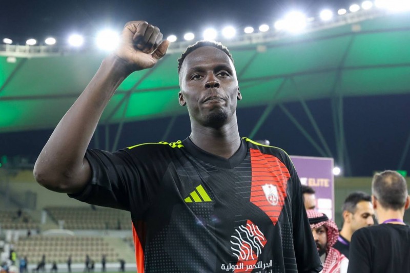 دروازهبان سابق چلسی در آستانه تمدید قرارداد با باشگاه عربستانی