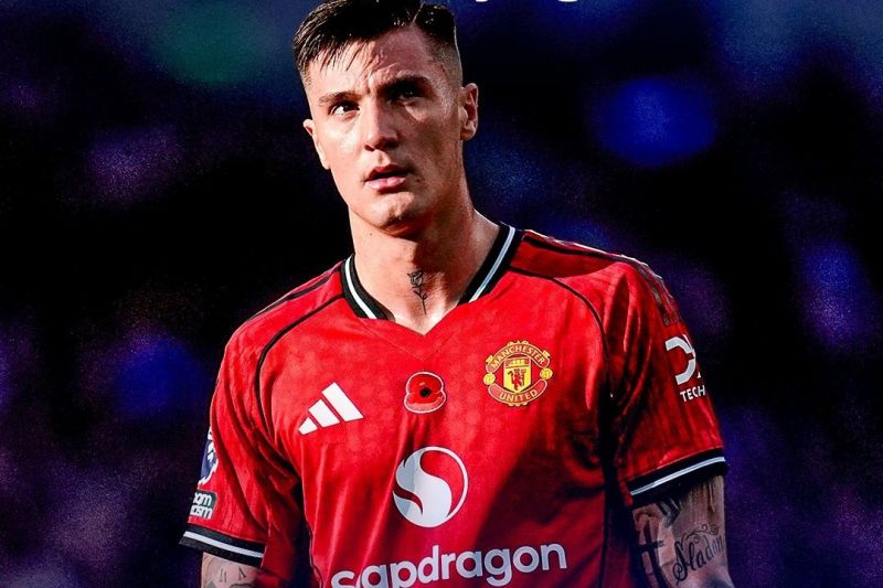 ستاره جوان منچستریونایتد حداقل یک ماه دور از میادین