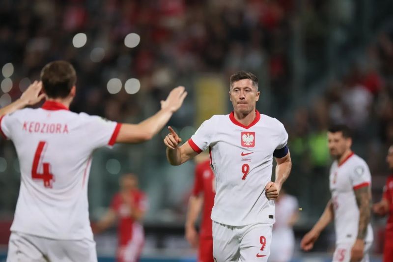 لواندوفسکی به رکورد مسی رسید